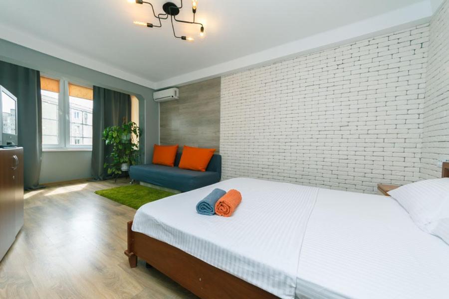 Apartment Near Dream Town 基輔 外观 照片