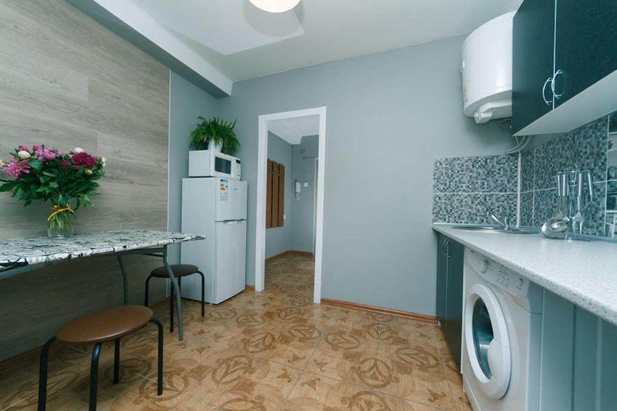 Apartment Near Dream Town 基輔 外观 照片